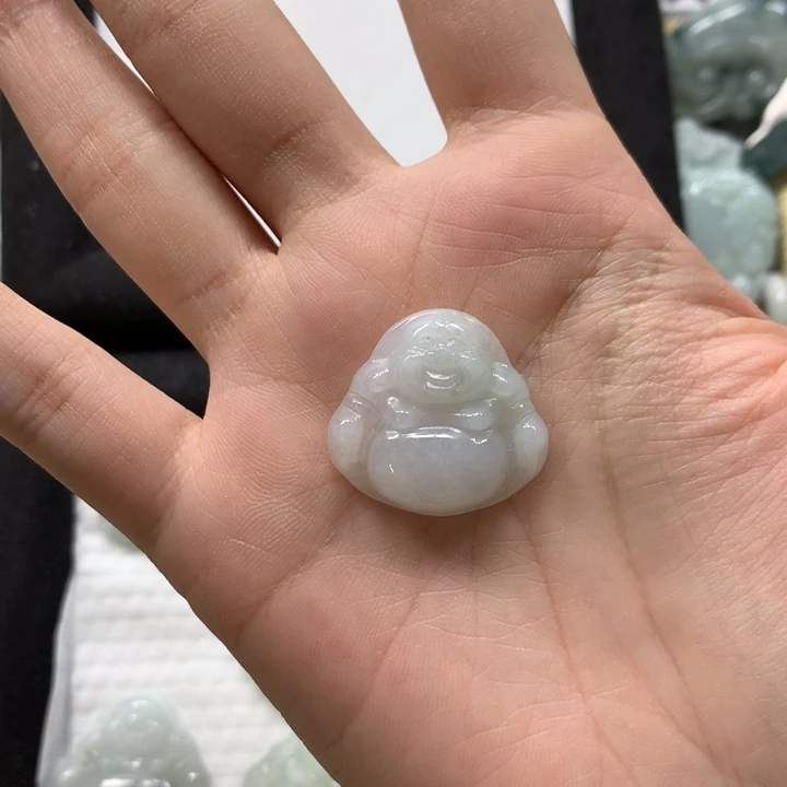 g***j翡翠未镶嵌颈饰缅甸A货翡翠