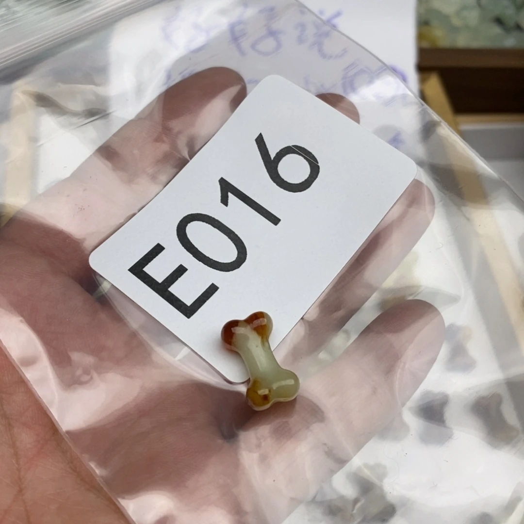 岫玉纯天然岫玉，默认微瑕，不退不换未镶嵌