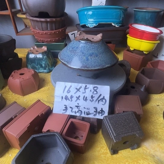 宜兴紫砂花盆二个