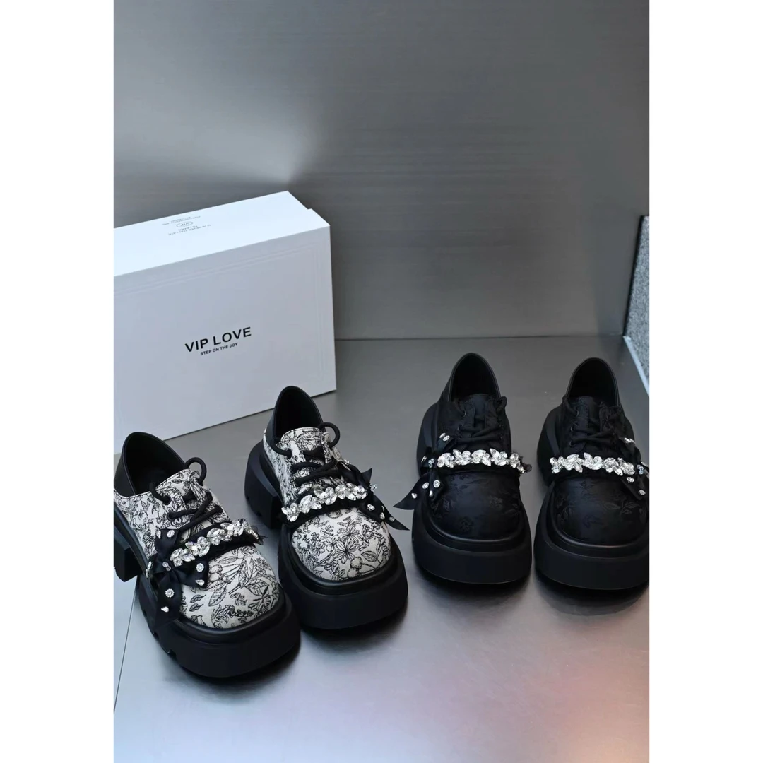 1655-10【花花世界】日系学院风圆头中式风系带乐福鞋女