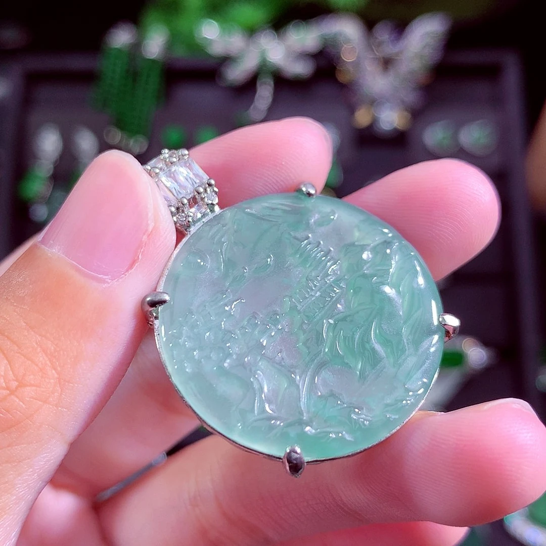 颈饰未镶嵌翡翠天然