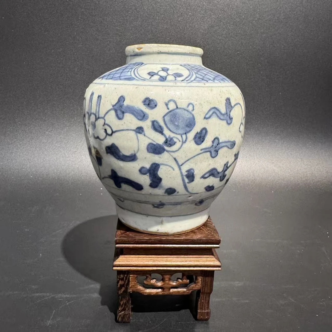 W明 万历青花花卉纹罐（高14.5肚径12）A0724003