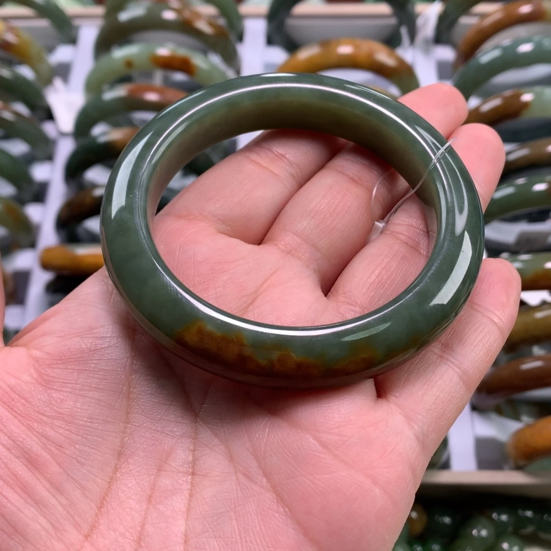 和田玉未镶嵌手镯55_56口径