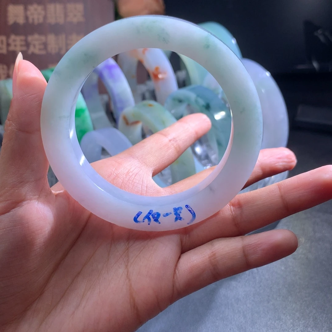 定制翡翠手镯未镶嵌