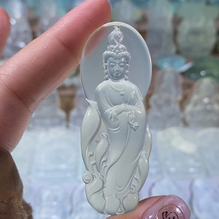 岫玉未镶嵌颈饰吊坠