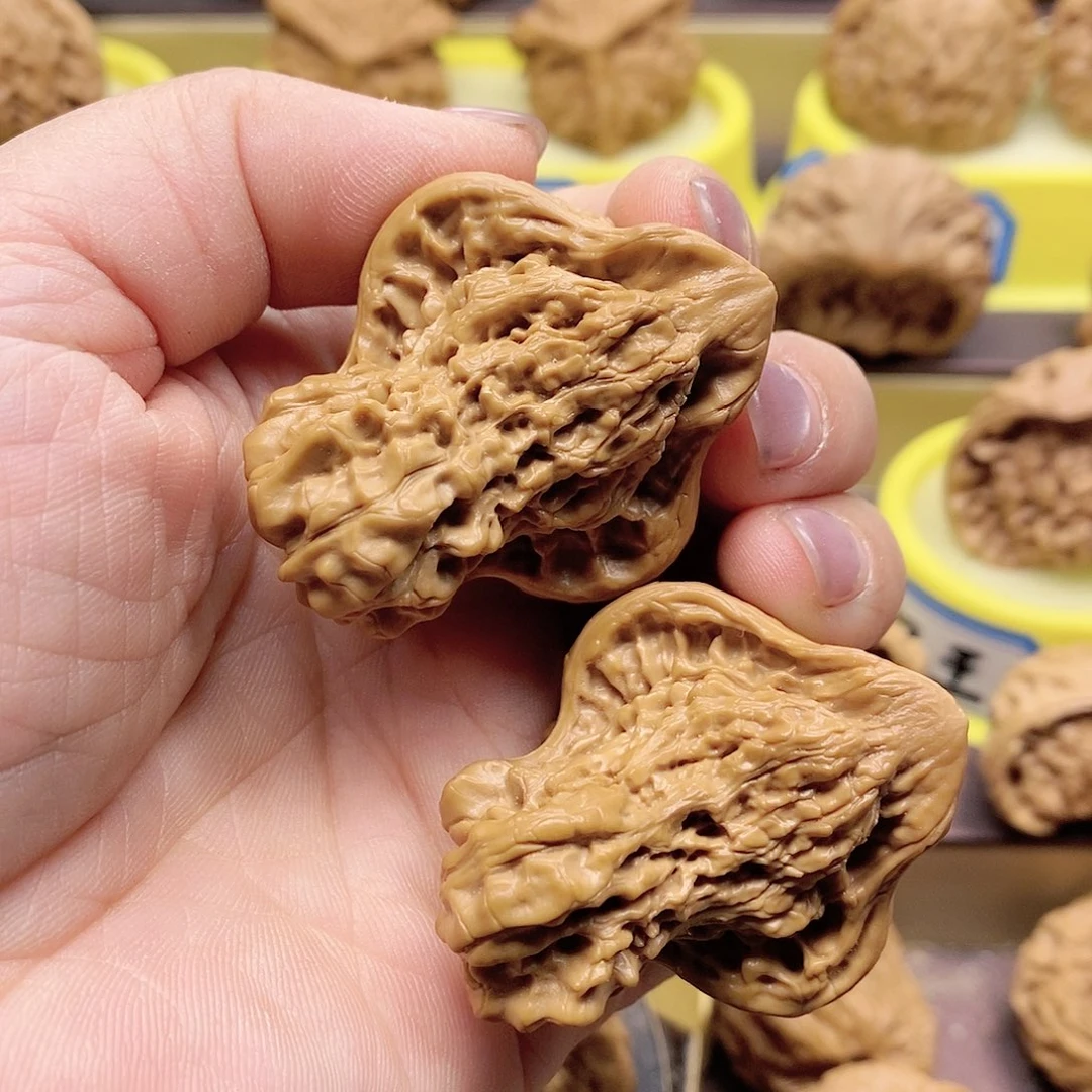 文玩核桃吊坠毕业鸟