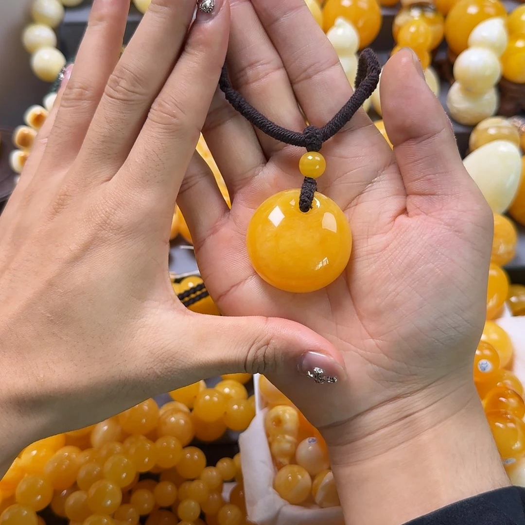 琥珀珠宝奇石未镶嵌公主扣