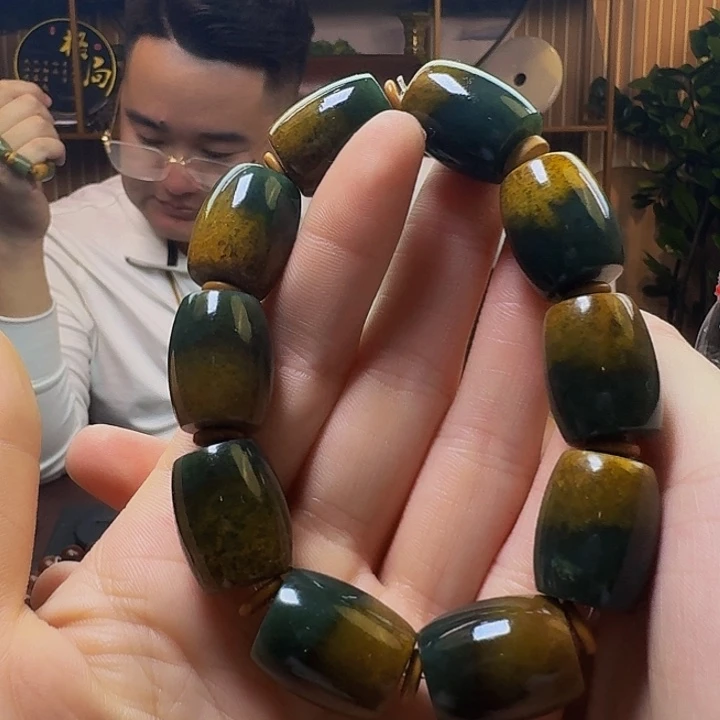 和田玉手串未镶嵌纬*