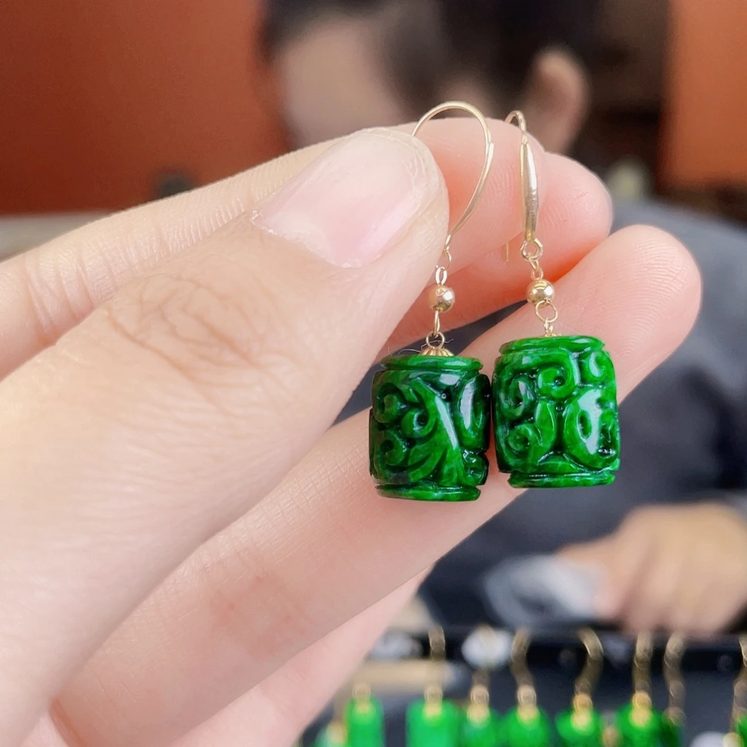 翡翠18K金镶嵌耳饰