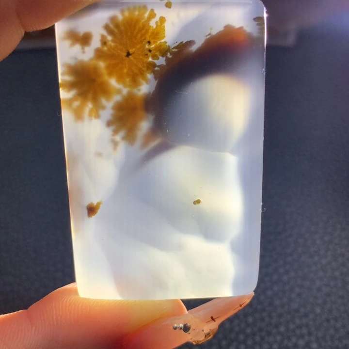 張***靈玛瑙/玉髓未镶嵌颈饰