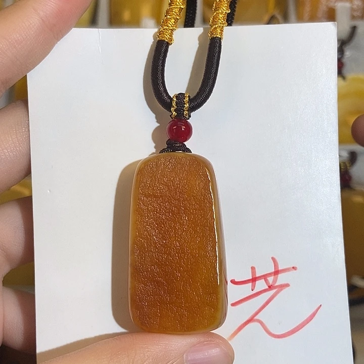 定制琥珀未镶嵌琥珀