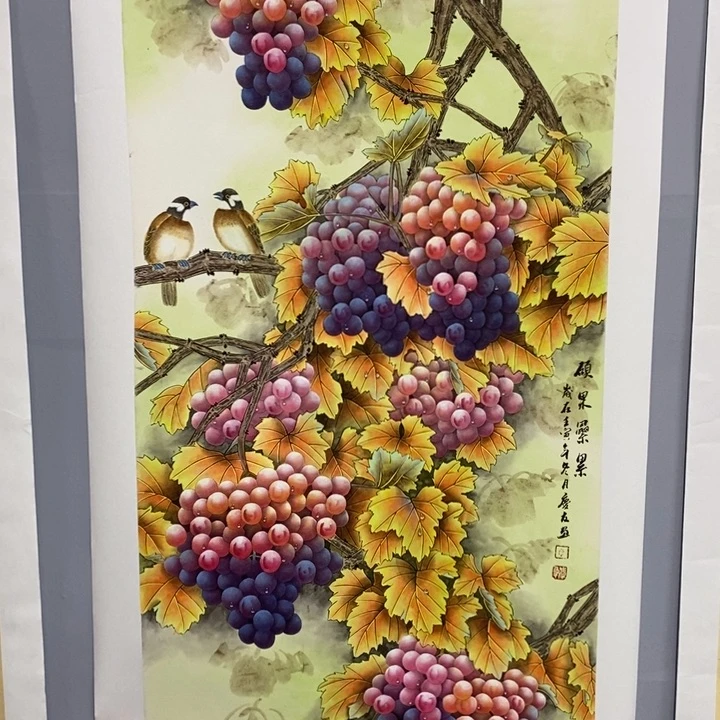 手绘作品等多种形式进行