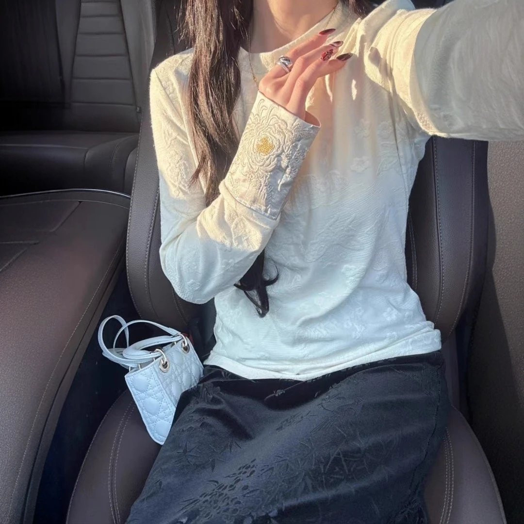 秋季新中式刺绣提花中国风长袖T恤网红百搭薄款打底衫女上衣潮流