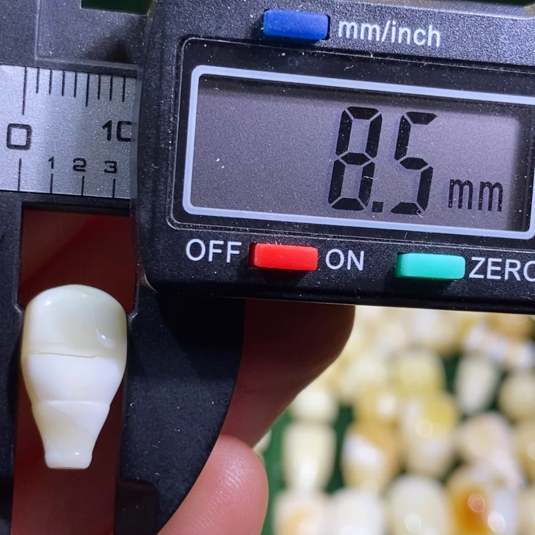 蜜蜡未镶嵌裸石配饰