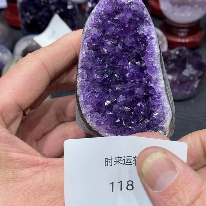 紫晶大型摆件（非配饰）未镶嵌