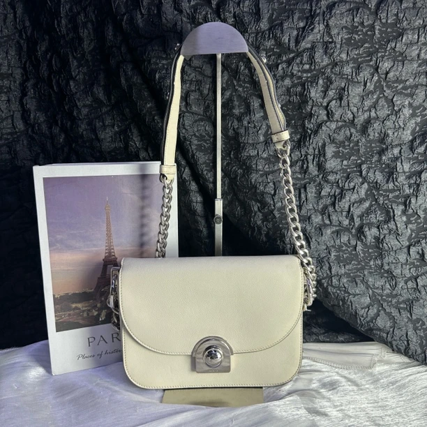 95新 Prada/普拉达 普拉达豆腐斜挎链条包