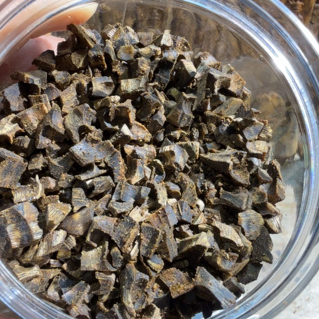 在***林沉香沉香碎屑紫棋留疤车珠料100克