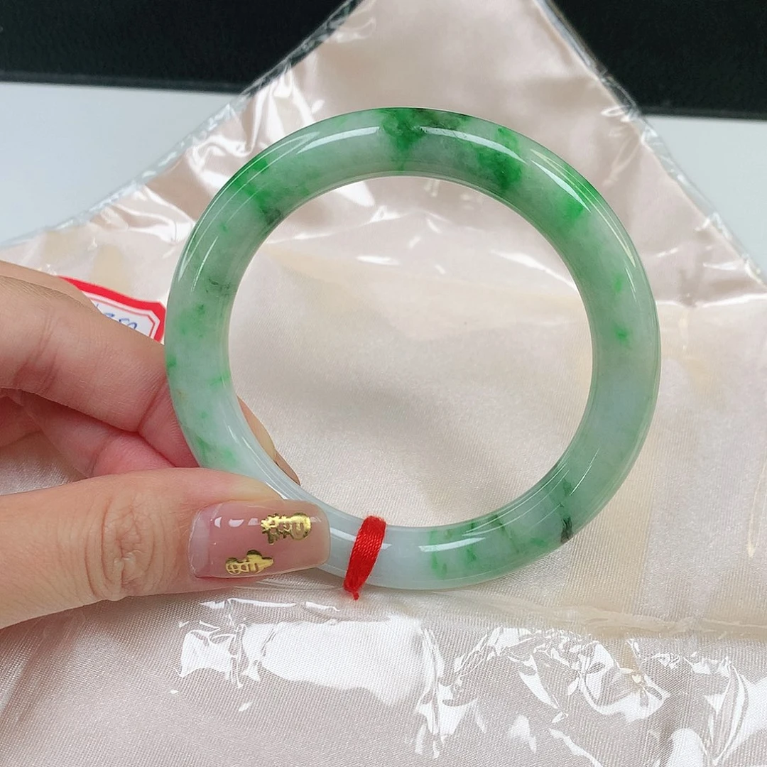 翡翠手镯未镶嵌天然翡翠A货441