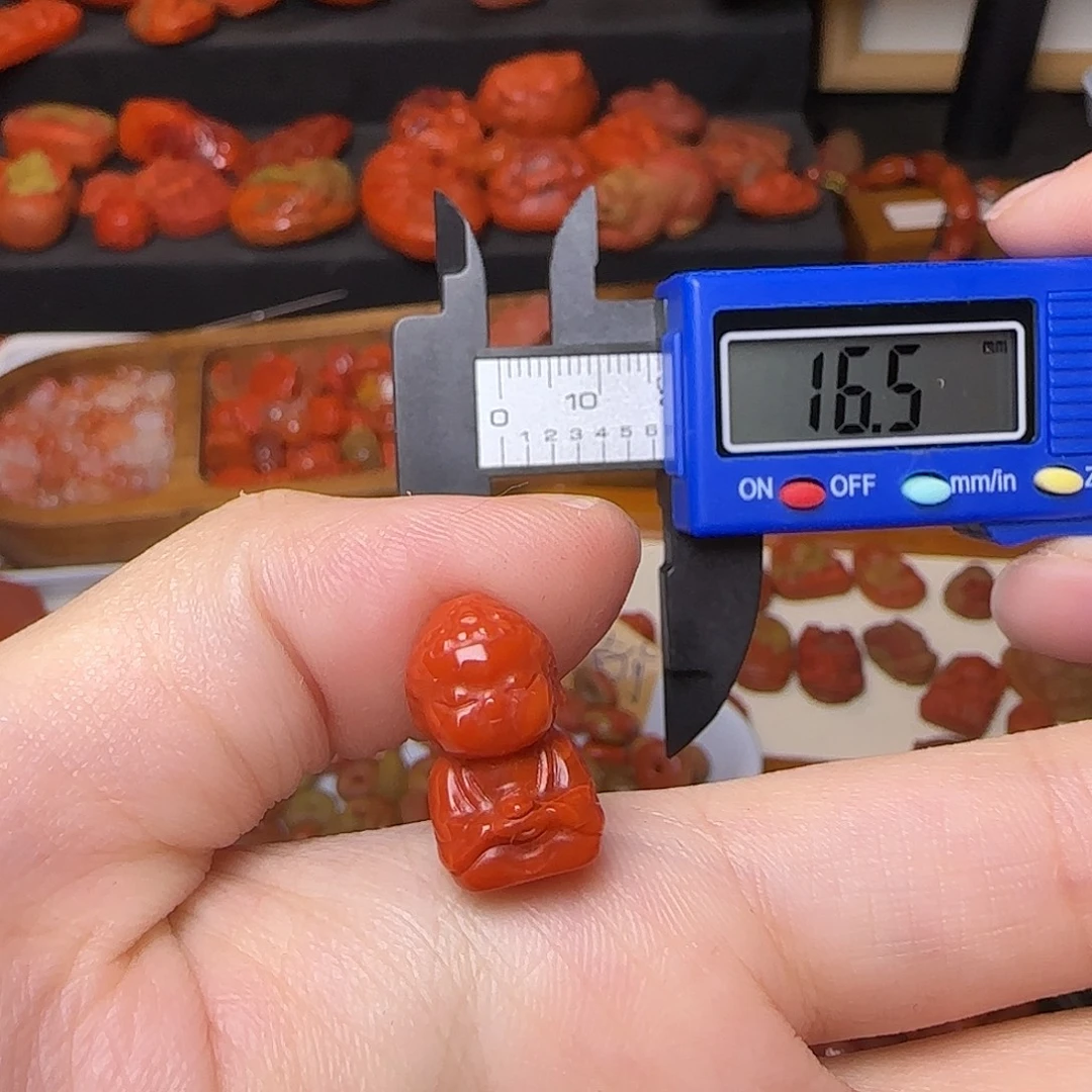 南红玛瑙未镶嵌颈饰