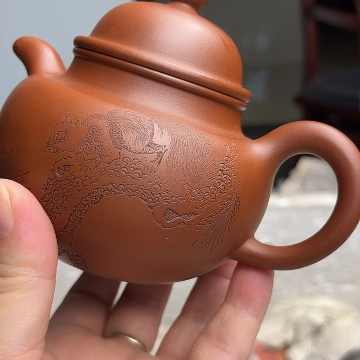 茶壶紫砂是因为她没有