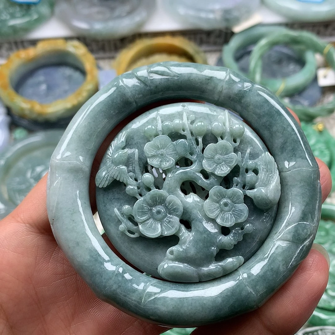 翡翠未镶嵌手镯竹节雕花手镯