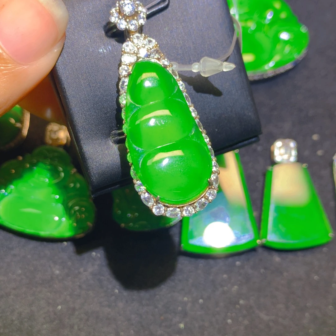 翡翠银S925镶嵌颈饰