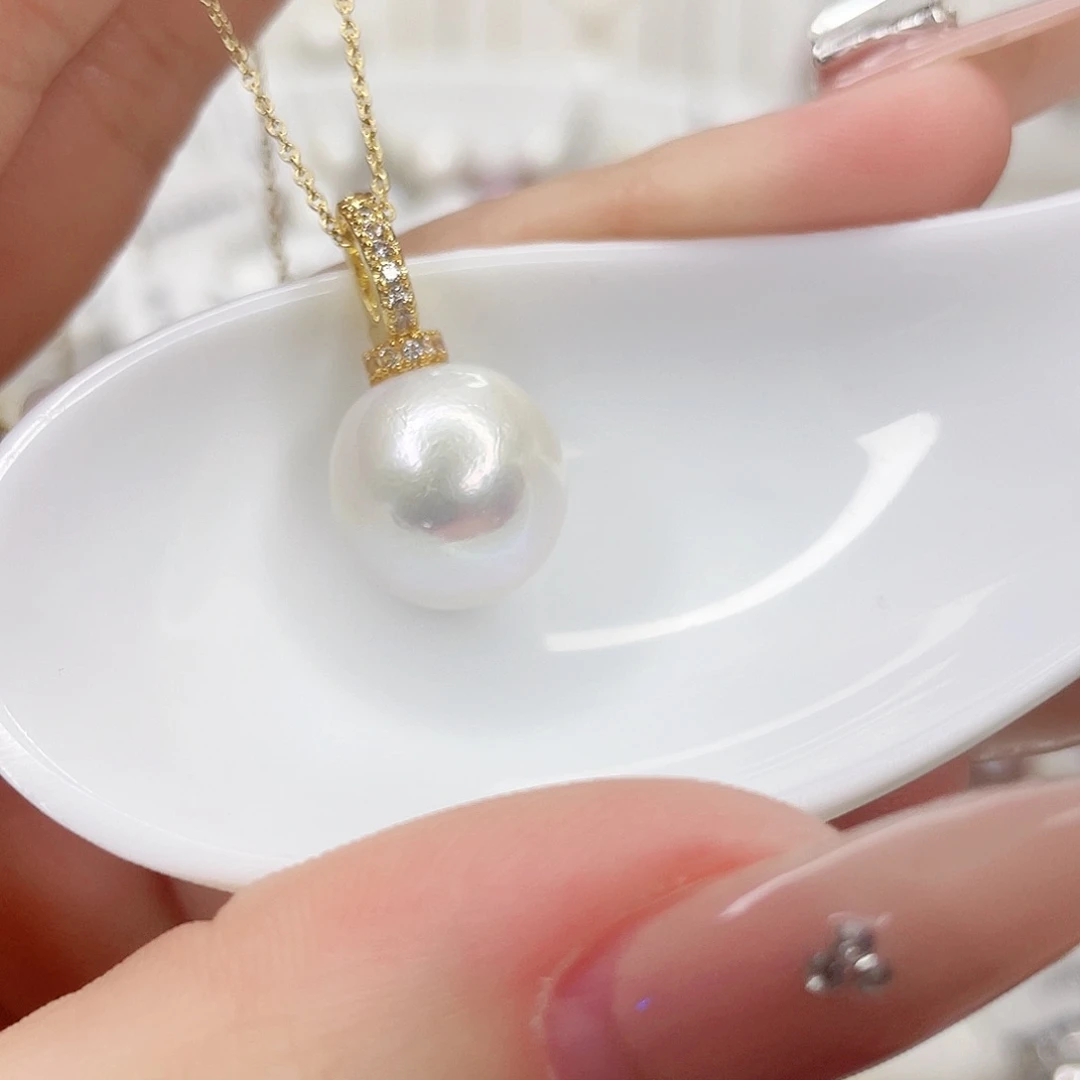 淡水珍珠吊坠(赠链)未镶嵌