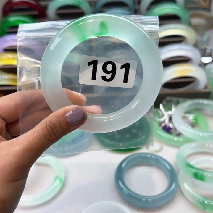 玉@*歌时尚飘花园条191