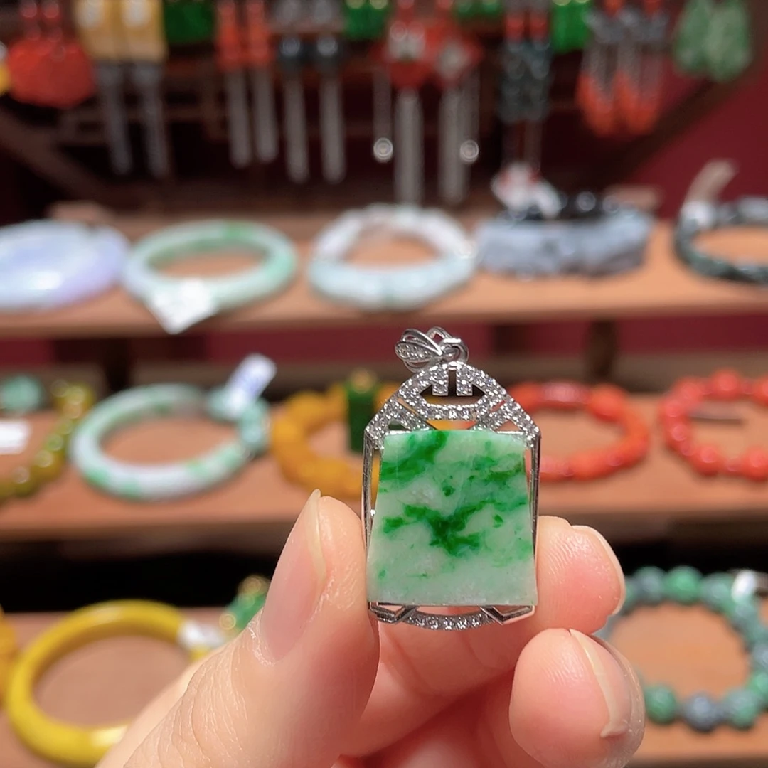 翡翠未镶嵌手链饰品