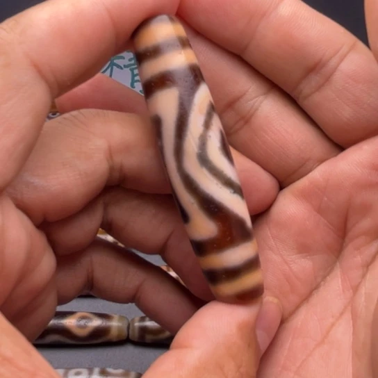 买***提玛瑙/玉髓未镶嵌颈饰