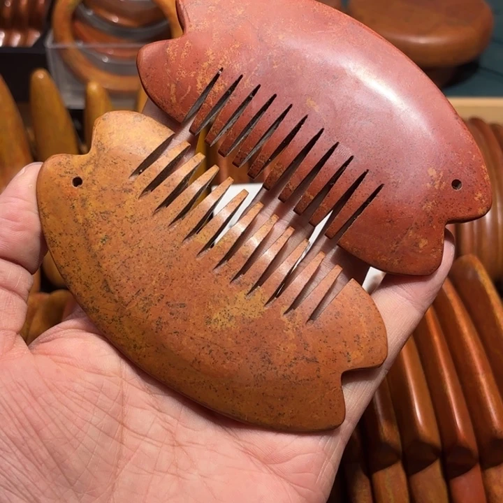 红砭石精品款双头鱼按摩梳