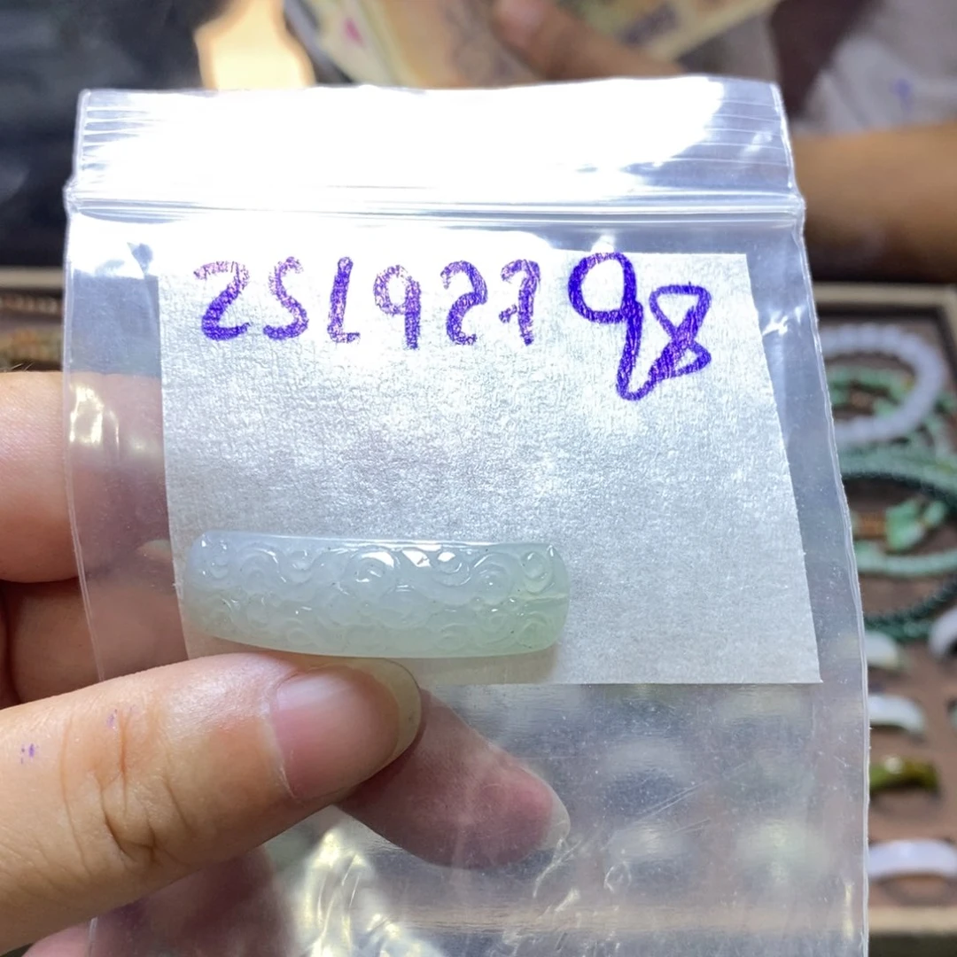 未镶嵌定制翡翠陈*