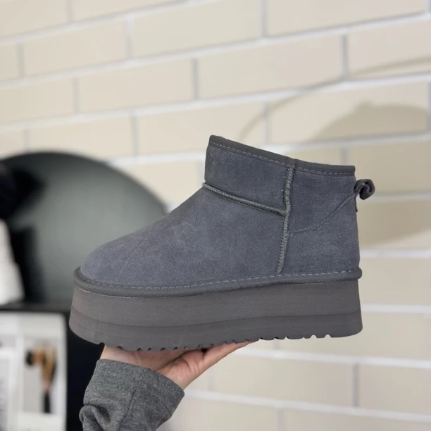 AsmiyBB  9966真皮厚底6cm时尚百搭加绒雪地靴冬防滑保暖短筒女鞋