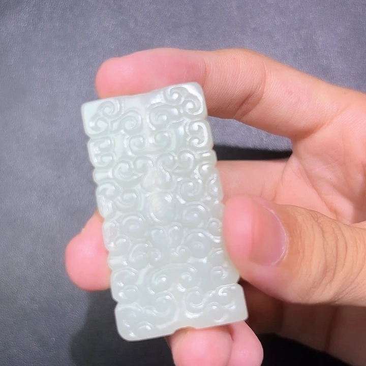 和田玉未镶嵌挂件路*师