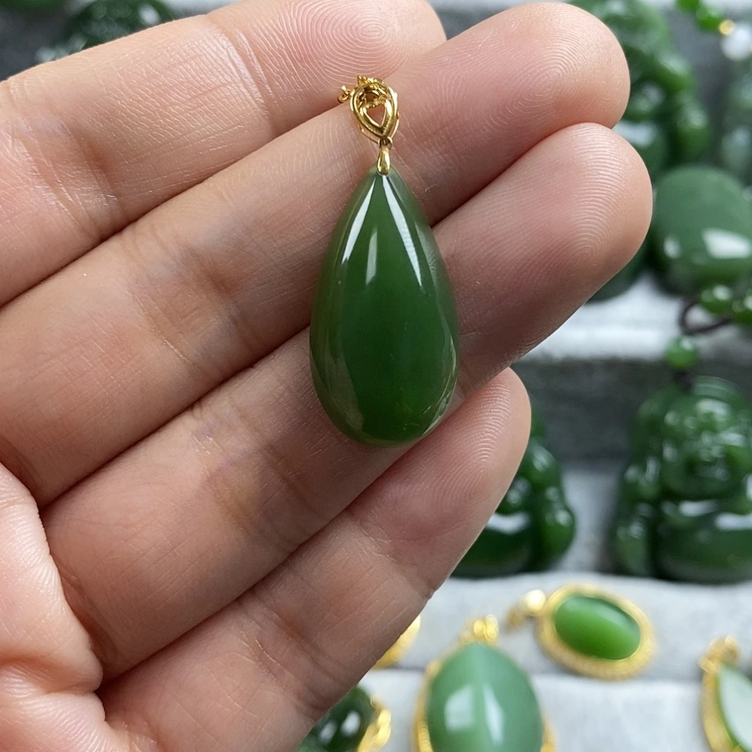 和田玉（碧玉）未镶嵌颈饰