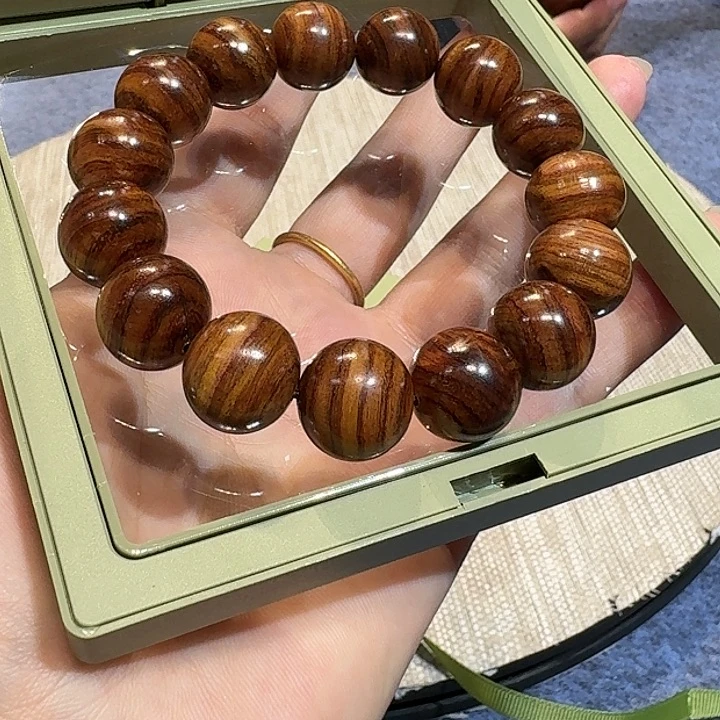 黄花梨/降香黄檀把件