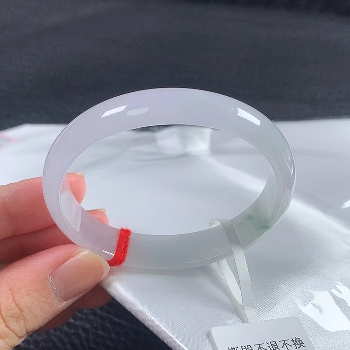 翡翠未镶嵌手镯（圆镯）