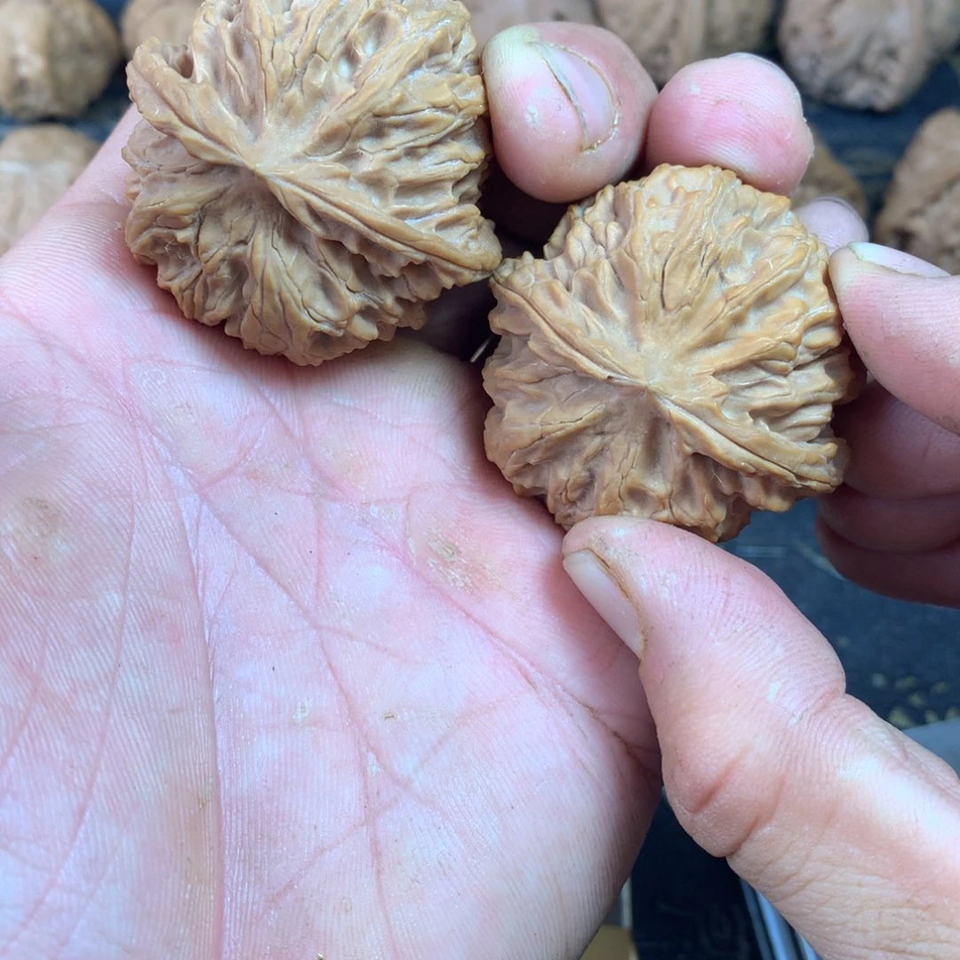 猴头核桃吊坠文玩核桃苹果园44