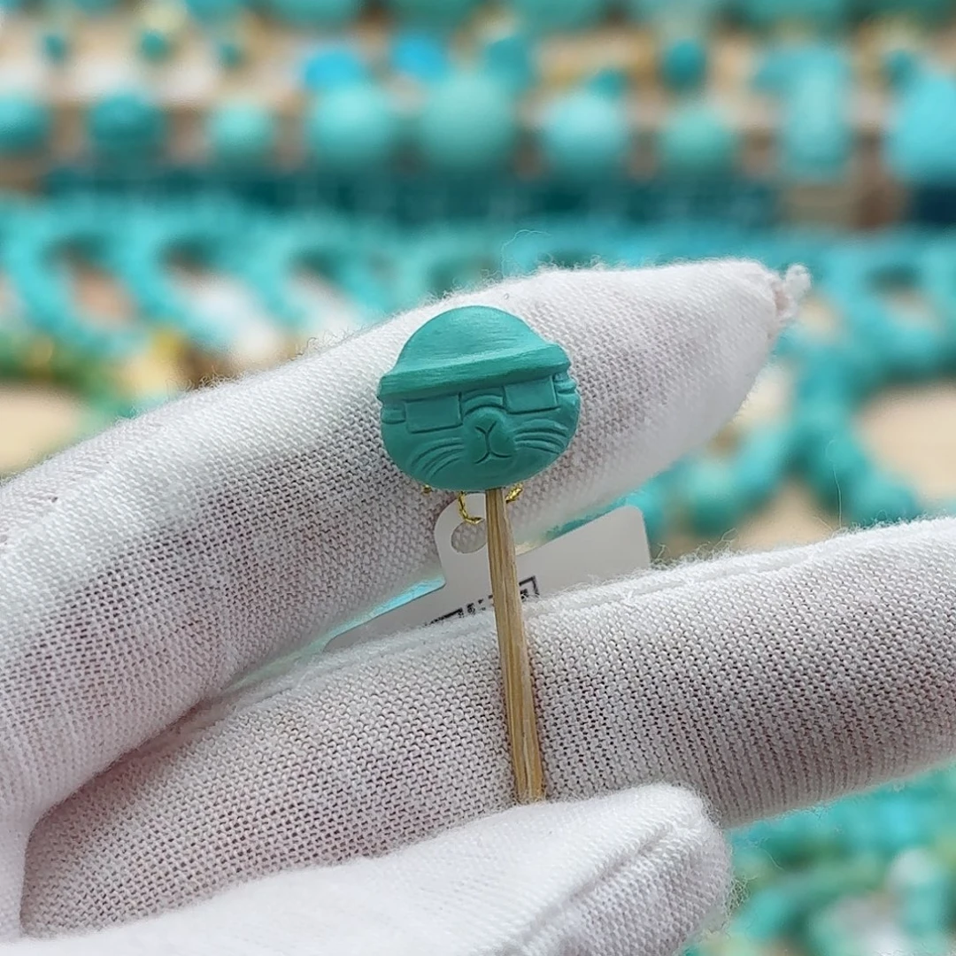 绿松石未镶嵌珠宝奇石