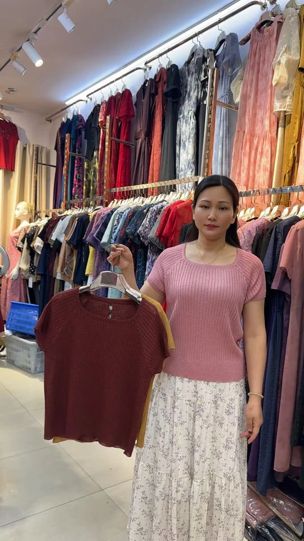 通勤女装修身型短袖常规上衣薄款时尚毛针织衫套头