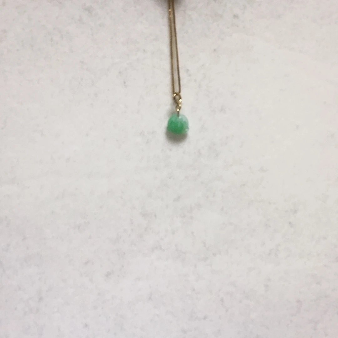 翡翠颈饰18K金镶嵌简单