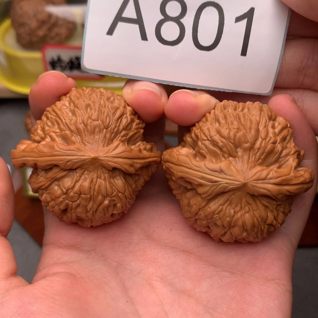 吊坠文玩核桃46白狮子