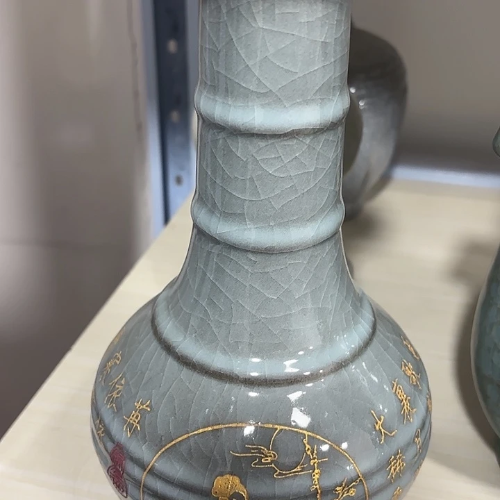 瓷器摆件……瓷器…………摆件，无**辈