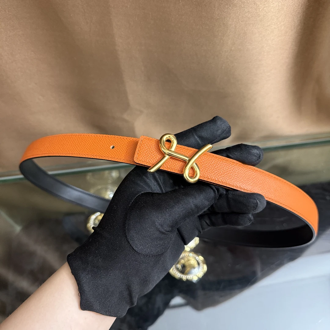 新款女士高档皮带休闲工字扣H扣牛皮腰带潮流时尚休闲百搭韩装饰