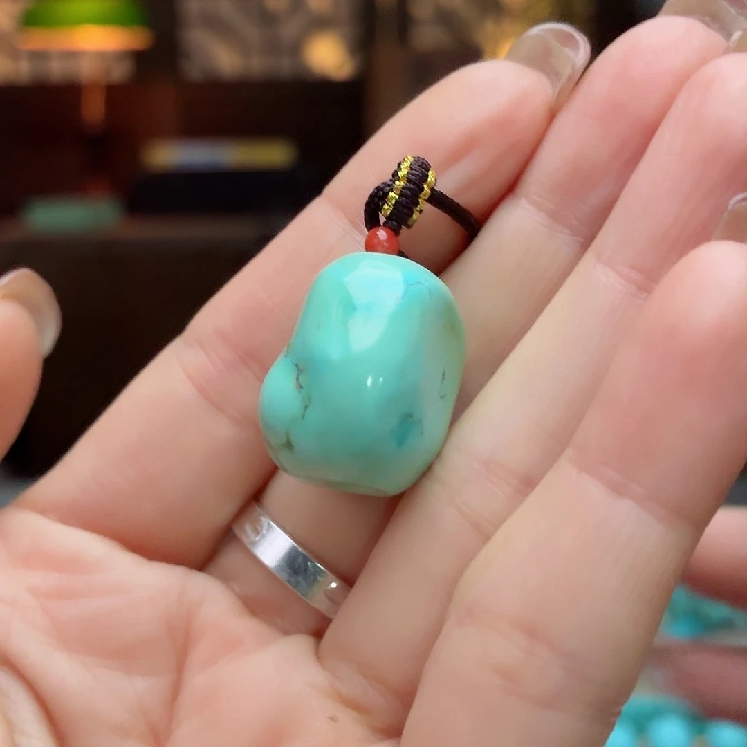 未镶嵌绿松石珠宝奇石