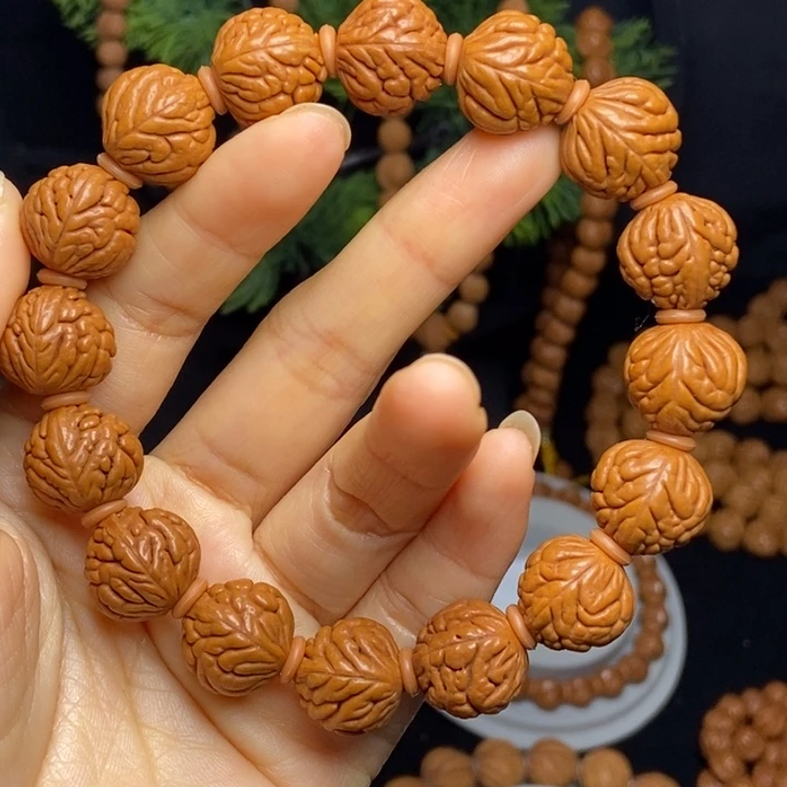 秦岭龙纹桃核手串