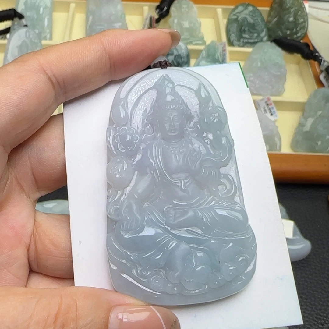 翡翠未镶嵌颈饰