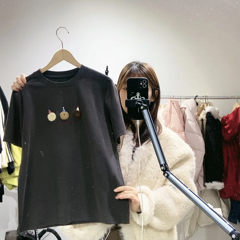 【闪购商品】灰色短袖