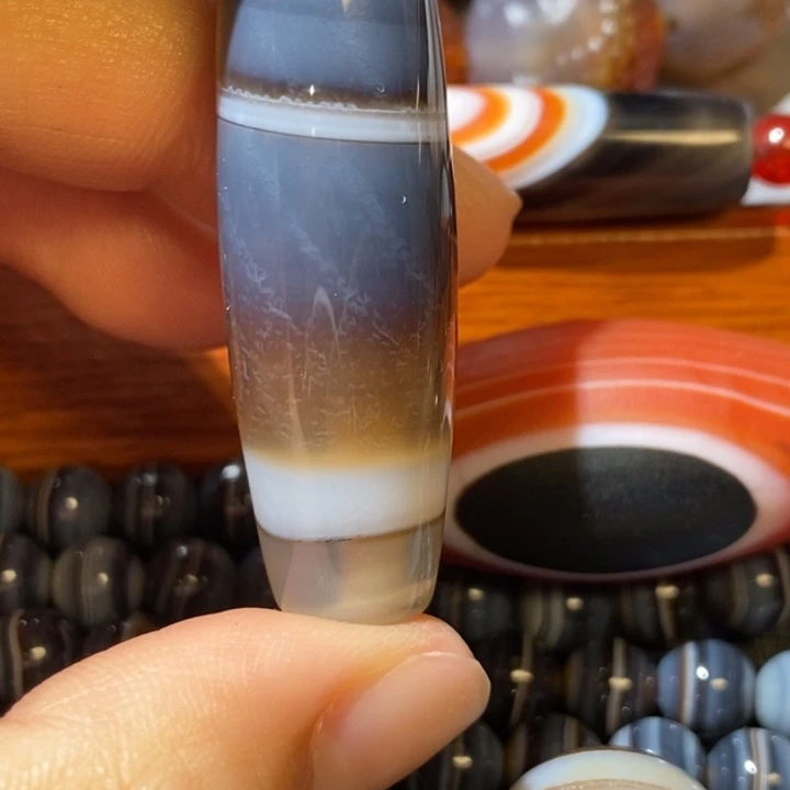 未镶嵌颈饰玛瑙/玉髓