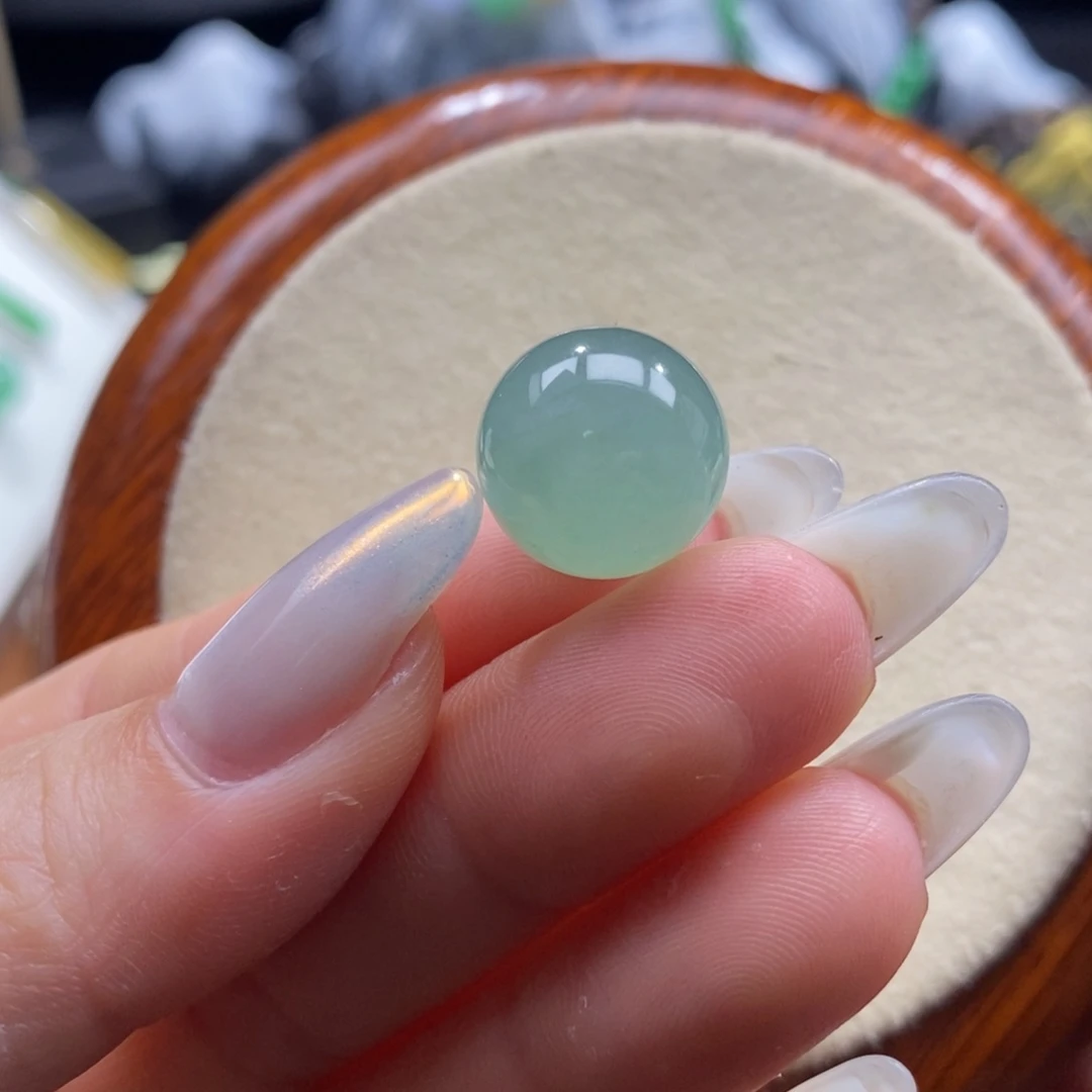 翡翠未镶嵌颈饰翡翠冰甜绿珠13.7mm